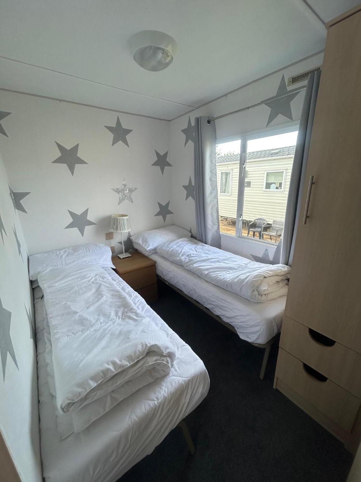 6 Berth Caravan For Hire By The Beach In Heacham, Norfolk Ref 21038C المظهر الخارجي الصورة